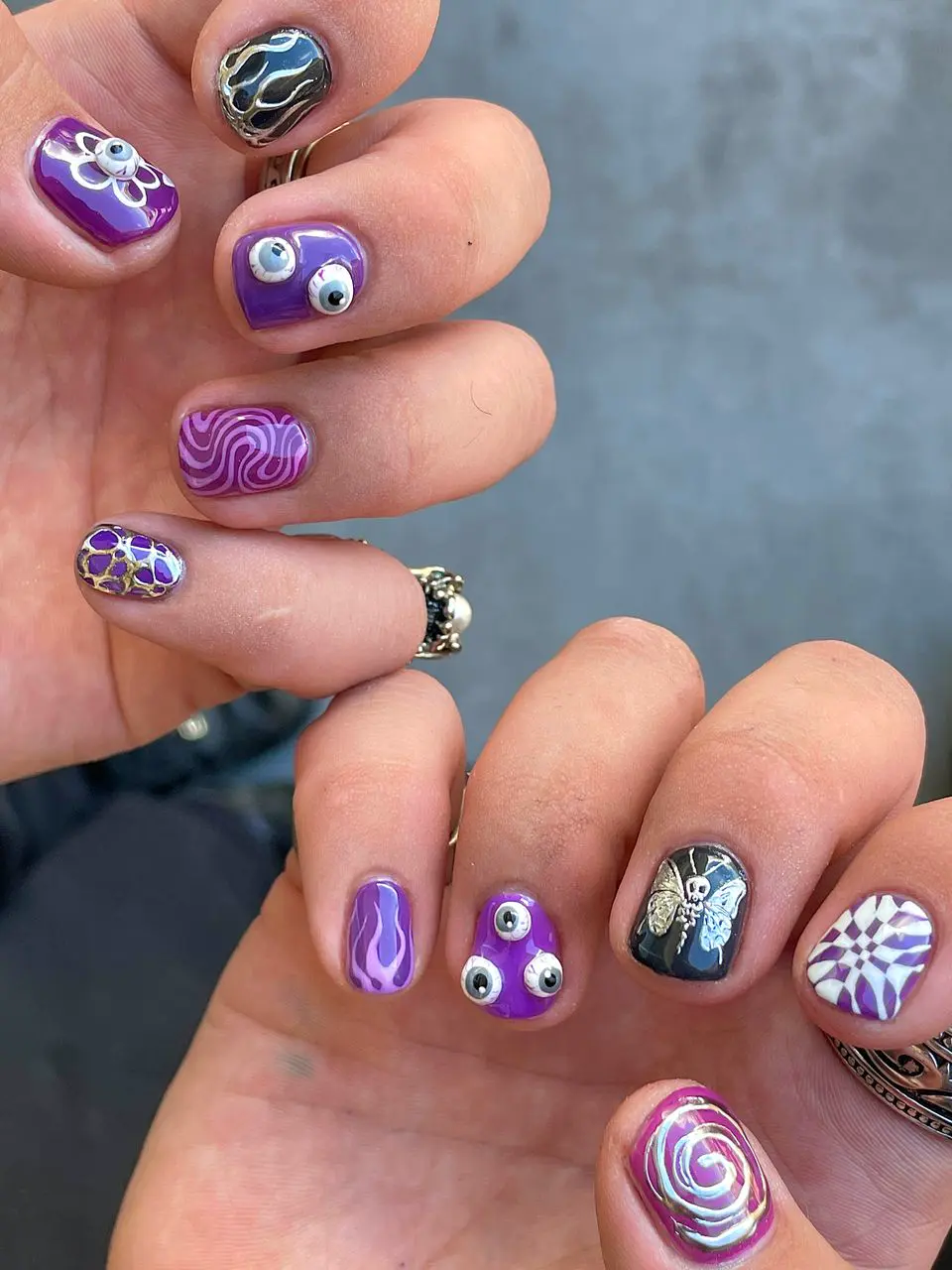 Tren Nail Art Cowok yang Bikin Percaya Diri